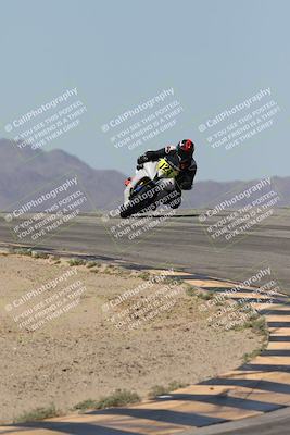 media/Oct-04-2025-CVMA (Sat) [[408bcdd6e4]]/Race 5-Amateur Formula Middleweight/